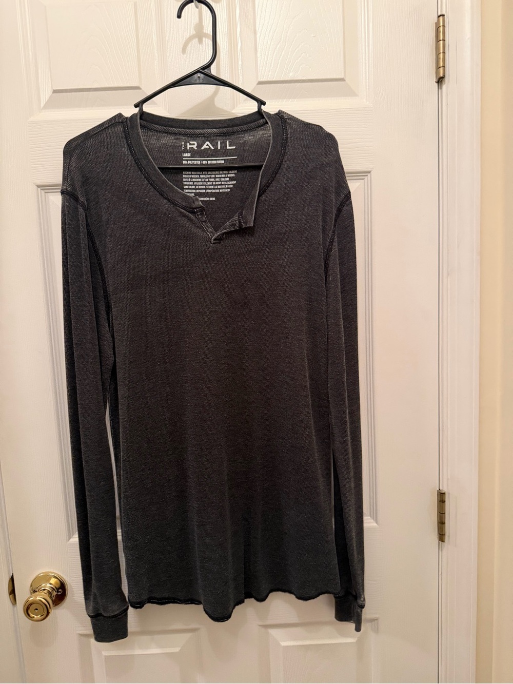 The Rail Women’s Long-Sleeve Notch Neck Thermal Top in Black